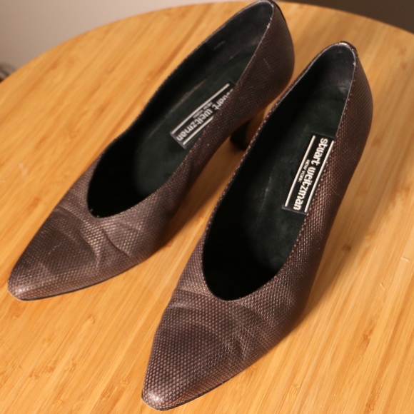 Vintage Stuart Weitzman heels pumps brown bronze estimated women’s size 9 - Picture 3 of 8